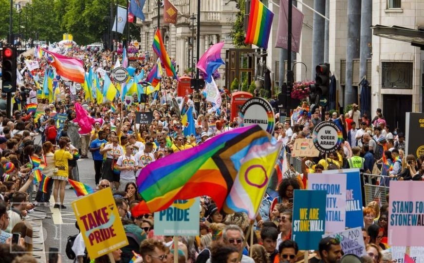 U Londonu održana 50. Povorka ponosa, na ulicama više od milion ljudi