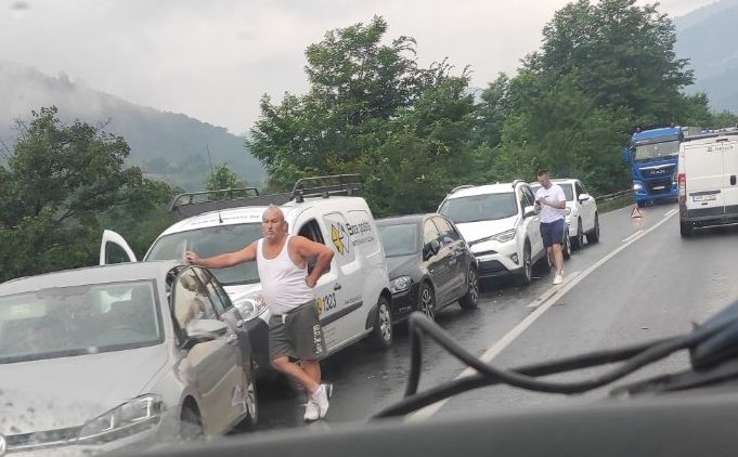 Lančani udes u BiH: Sudarilo se čak pet vozila