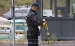 Bačena bomba u Sarajevu: Policija traga za bombašem
