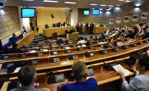Dan D u Sarajevu: Delegati Doma naroda Parlamenta FBiH danas pred velikim izazovom