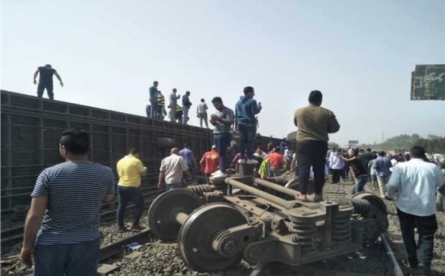 Stravična nesreća u Egiptu: U sudaru autobusa i kamiona devet poginulih