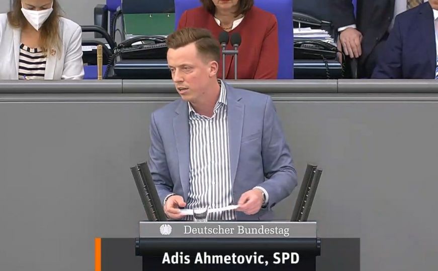 Adis Ahmetović se obratio Bundestagu: "BiH mora u EU, koncept konstitutivnih naroda je propao"