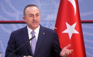 Cavusoglu: Nikada nećemo zaboraviti genocid u Srebrenici