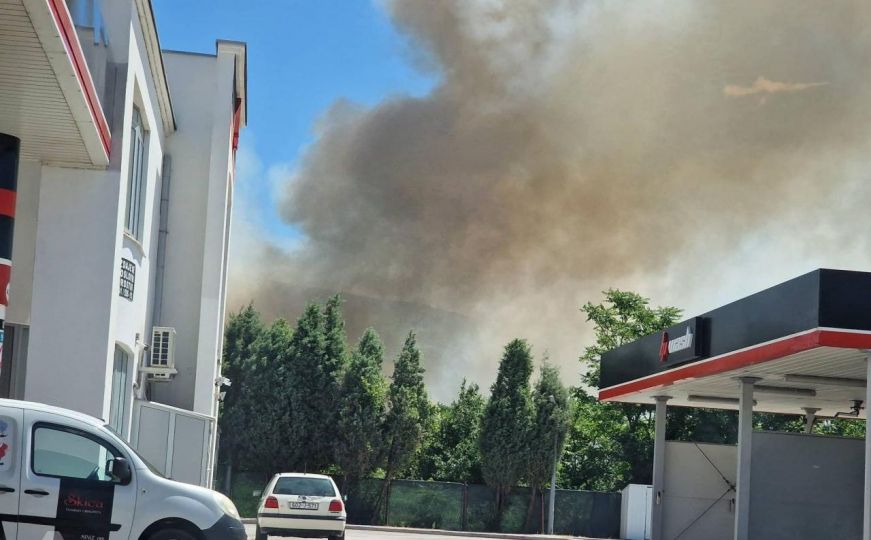 Požar kod Mostara, vatra prijeti privrednim objektima
