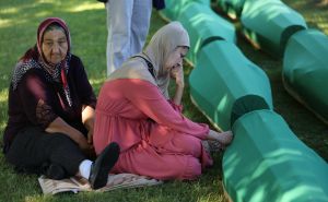 Brojni njemački listovi prenijeli izvinjenje Nizozemske za Srebrenicu