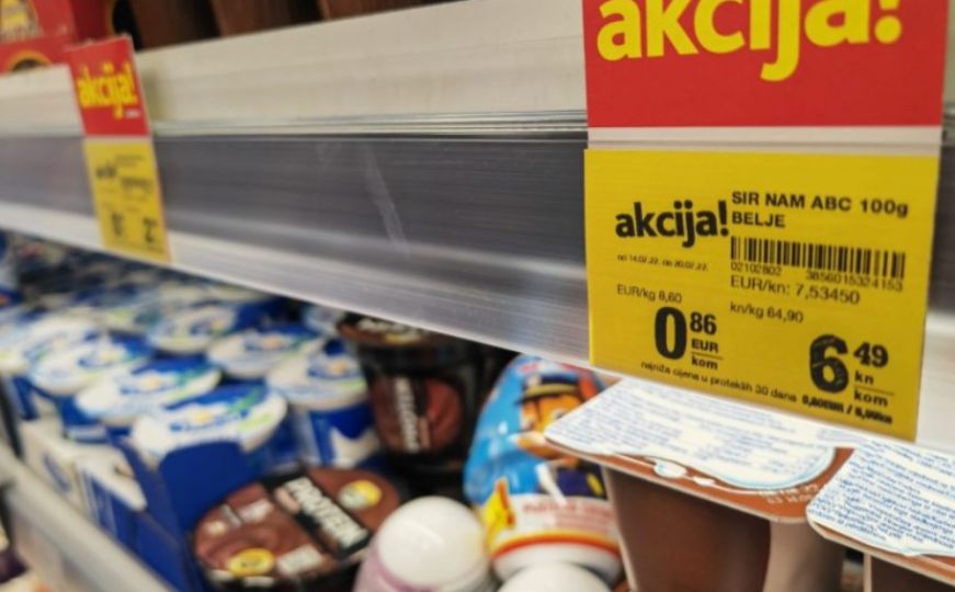 U Hrvatskoj u centrima cijene u eurima: "Kupac natrpao kolica sladoledom misleći da je na akciji"