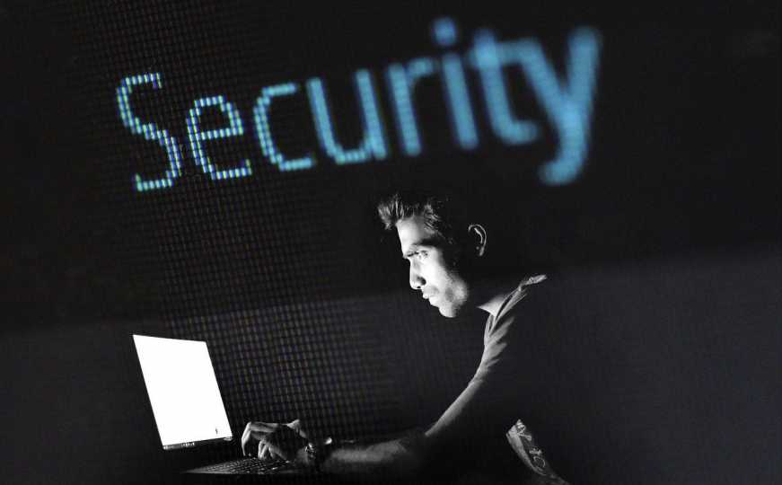 Hakerski napad na Facebook stranicu portala Buka