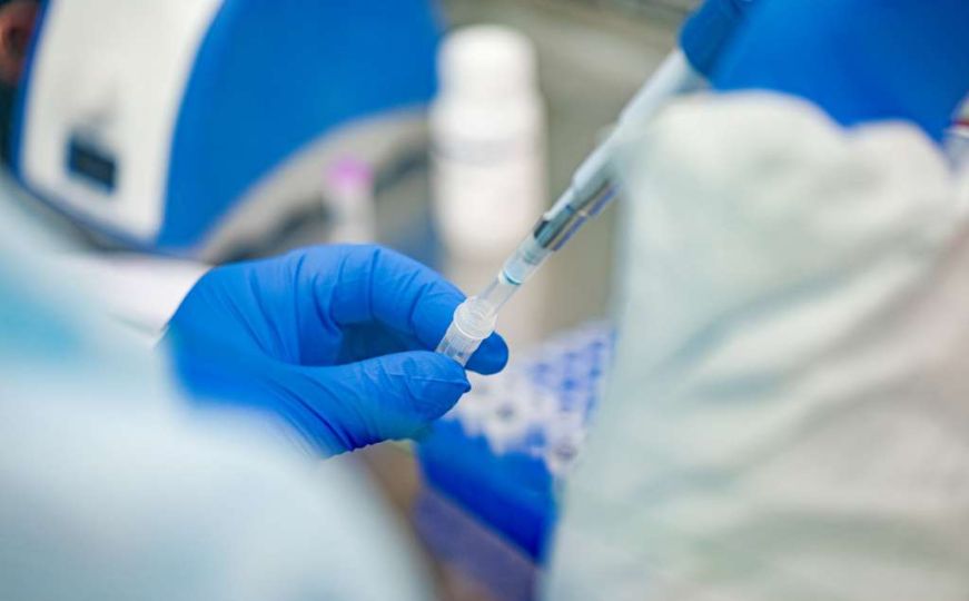 Crne brojke u komšiluku: U Srbiji više od 4.200 novih slučajeva zaraze koronavirusom