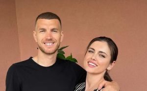 Ovo je fotografija kojom su Edin i Amra Džeko obilježili 11 godina veze