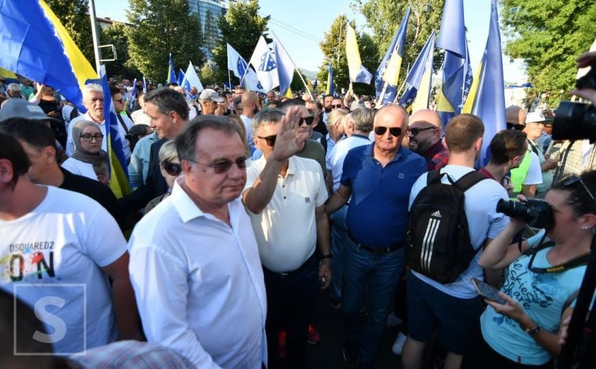 Nermin Nikšić: SDA je svjesno htjela napraviti haos na protestima