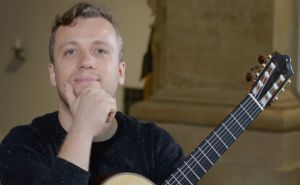 Gitarista Sanel Redžić: Održao je oko 1000 koncerata i dobio 36 internacionalnih nagrada