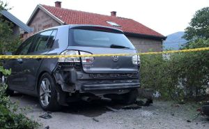 Brzom reakcijom mostarske policije privedene dvije osobe nakon sinoćnje eksplozije automobila
