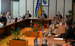 Zaposlenima u državnim institucijama od 1. septembra povećava se topli obrok