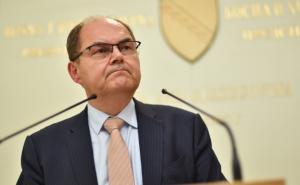 Pet stvari koje trebate znati o nametnutim izmjenama Izbornog zakona