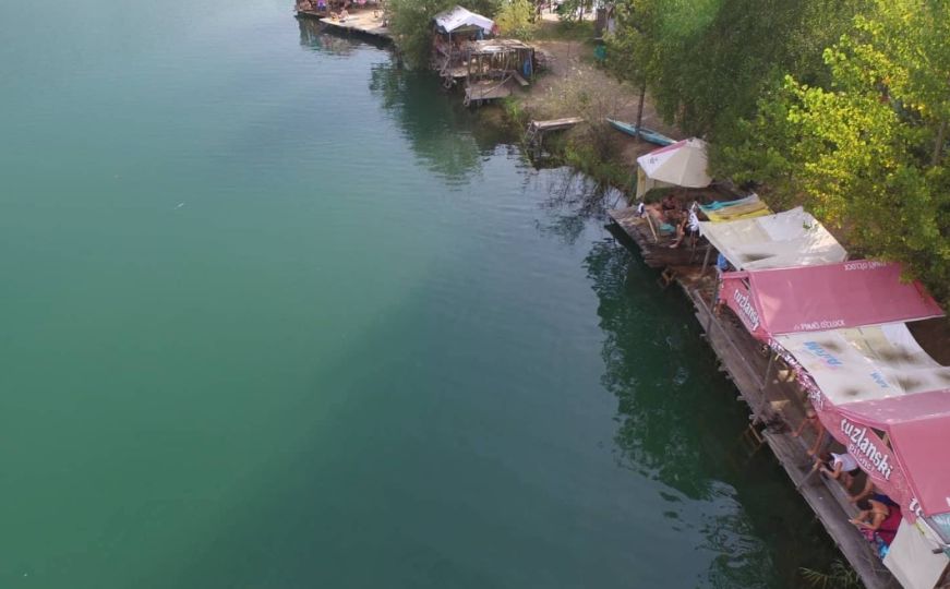 Tragedija kod Živinica: U jezeru se utopile dvije osobe