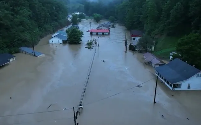 Ogromne poplave u Kentuckyju, poginulo najmanje 16 ljudi