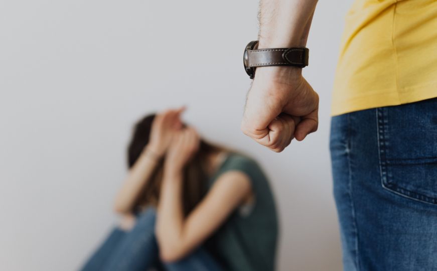Samo u BiH: Policiji prijavio porodično nasilje, dobio odgovor: "Vidjećeš kako je u braku"