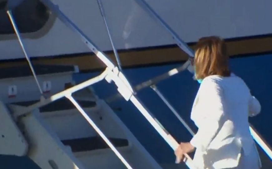 Objavljen snimak Nancy Pelosi kako u žurbi napušta Tajvan