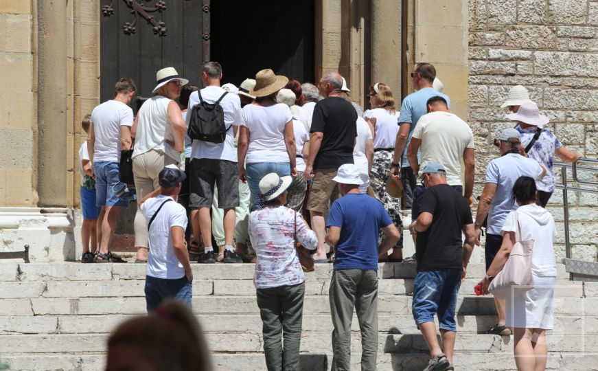 U junu u BiH 138.720 turista, ostvareno više od 300 hiljada noćenja