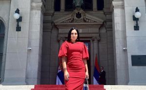 Upoznajte Stašu, novu Vučićevu zastupnicu u parlamentu Srbije