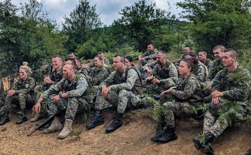 Pripadnici NATO u BiH prisustvovali završnoj vježbi budućih oficira