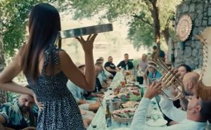 Srbijanski pjevač snimio novi spot, ali svi pričaju o neobičnoj lokaciji u BiH: "Veliki respekt"