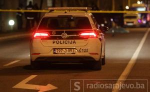 Teška nesreća na putu kod Sarajeva: jedna osoba poginula, druga povrijeđena