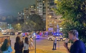 Filmska potjera u Beogradu: Yugom bježao policiji pa smrskao auto
