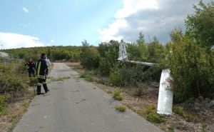 Srušio se avion u Hrvatskoj: Vatrogasci i hitna pomoć na terenu