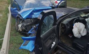 Teška nesreća kod Vogošće: Žestok sudar dva vozila, ima povrijeđenih