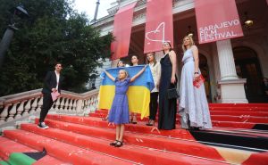 Sjaj i glamur na crvenom tepihu SFF-a: Pogledajte simboličnu poruku djevojčice