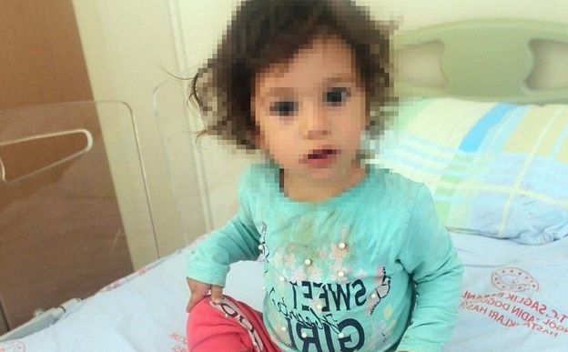 Slučaj u Turskoj: Dvogodišnja djevojčica izgrizla zmiju nakon što ju je napala