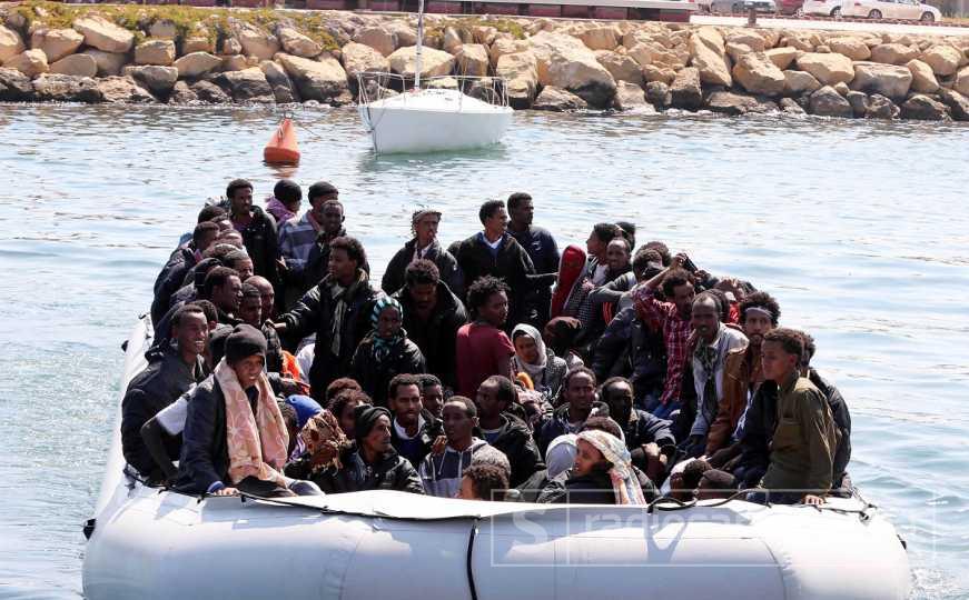 Britanska vlada: Više od 25.000 migranata prešlo La Manche ove godine