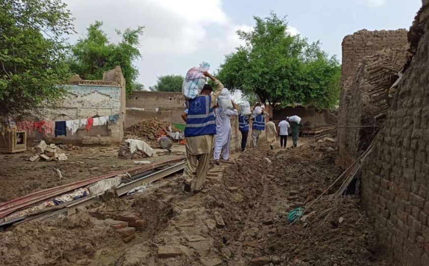 Nakon katastrofalnih poplava u Pakistanu: Vodom se šire prenosive bolesti