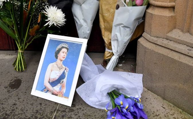 Od himne do novčanica: Evo što se sve mijenja u Velikoj Britaniji zbog smrti kraljice Elizabete
