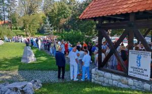 Tuzlanski kanton: Zdravstveni radnici održali štrajk upozorenja, najavljen i generalni