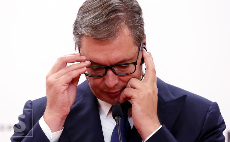Vučić izgubio živce zbog pitanja hrvatske novinarke o Šešelju: "Imaju pravo donositi odluke"