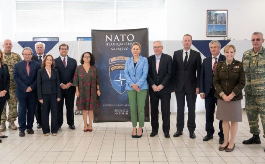 Ambasadori NATO-a iz pet savezničkih zemalja u Sarajevu posjetili centralu Alijanse
