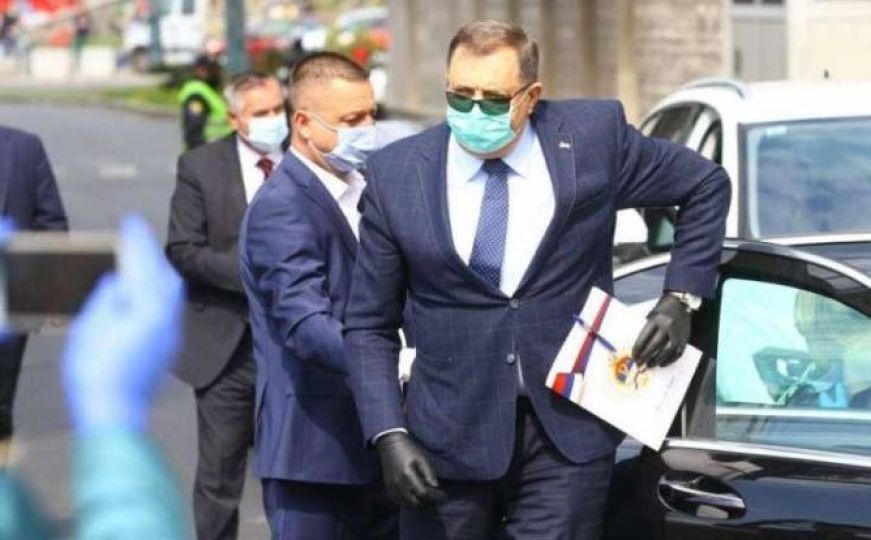 SAD: Rusija tajno finansirala Milorada Dodika u Bosni i Hercegovini i DF u Crnoj Gori
