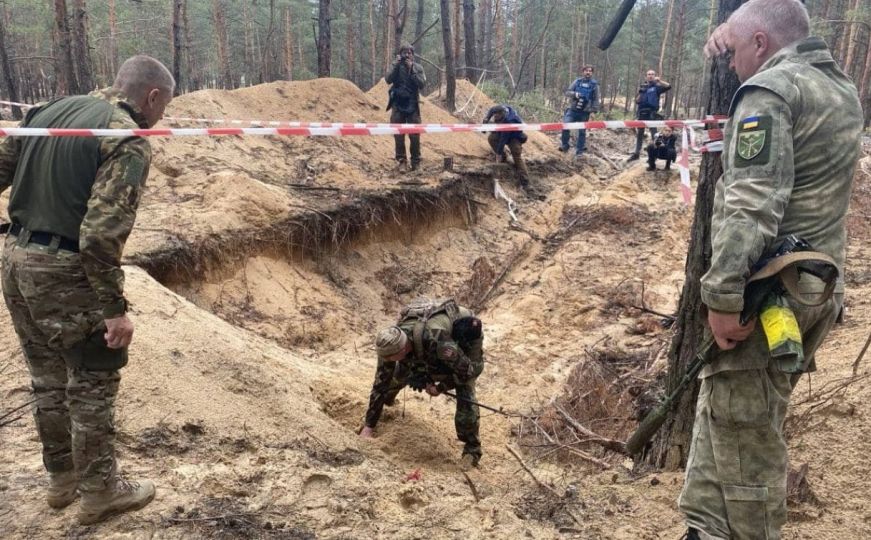 U ukrajinskom Izjumu pronađena grobnica s 440 tijela: "Rusija iza sebe svuda ostavlja smrt"