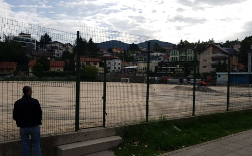 Pogledajte kako teku radovi na pomoćnom terenu Omladinske škole FK Željezničar