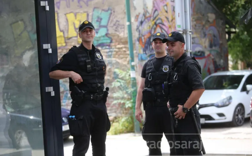 Sarajevski policajci imali pune ruke posla: Uhapšeni bjegunac i lopov, Goraždanin zatečen sa spidom
