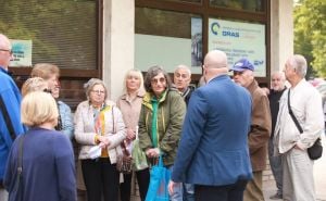 Važna obavijest za penzionere: Počela podjela elektronskih karata za javni prijevoz u Sarajevu
