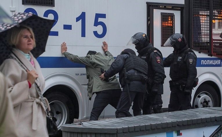 Stotine uhapšenih u Rusiji, policija nasilna prema demonstrantima koji se protive mobilizaciji