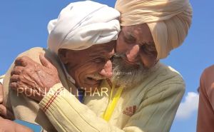 Snimka zagrljene braće nakon 75 godina razdvojenosti dirnula internet: Evo kako su se ujedinili