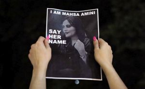 Djevojka za koju tvrde da je ubijena na protestima u Iranu, javila se BBC-u: 'Živa sam'