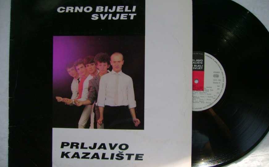 Prljavo kazalište i "Crno bijeli svijet, crno bijeli svijet..."