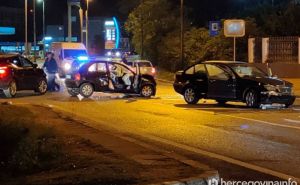 Epilog sinoćnje teške nesreće u Mostaru: Povrijeđene četiri osobe, među njima dvoje djece