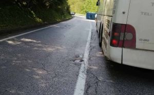 Saobraćajni kolaps kod Olova: Sudarili se automobil i teretno vozilo