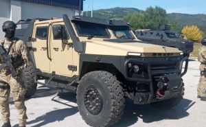 Predstavljeno novo borbeno vozilo "vihor": Proizvedeno je u BiH